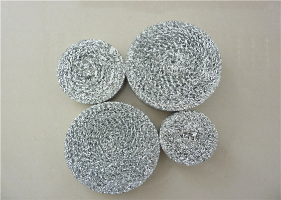 Weiß strickte Aluminiumfolie Mesh Dia, 118mm, das Länge für Auto besonders anfertigte