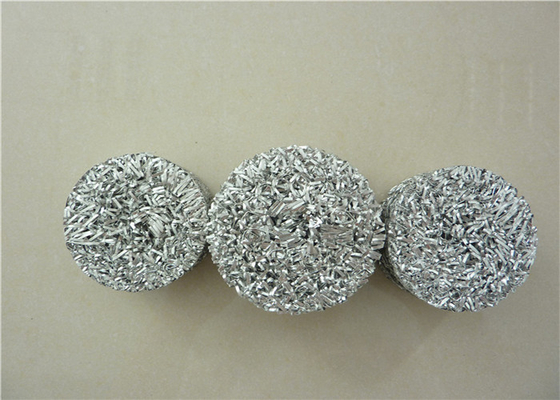 Weiß strickte Aluminiumfolie Mesh Dia, 118mm, das Länge für Auto besonders anfertigte