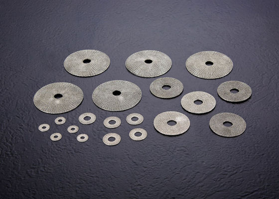 Fertigen Sie Metall-30mm gestrickten Edelstahl Mesh Emi Shielding besonders an